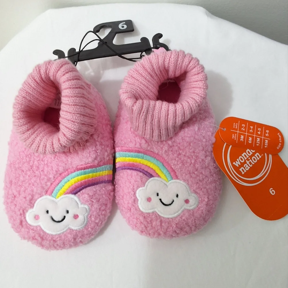 Baby Girl Pink Rainbow Bootie Slippers, Size 6, NEW With Tag